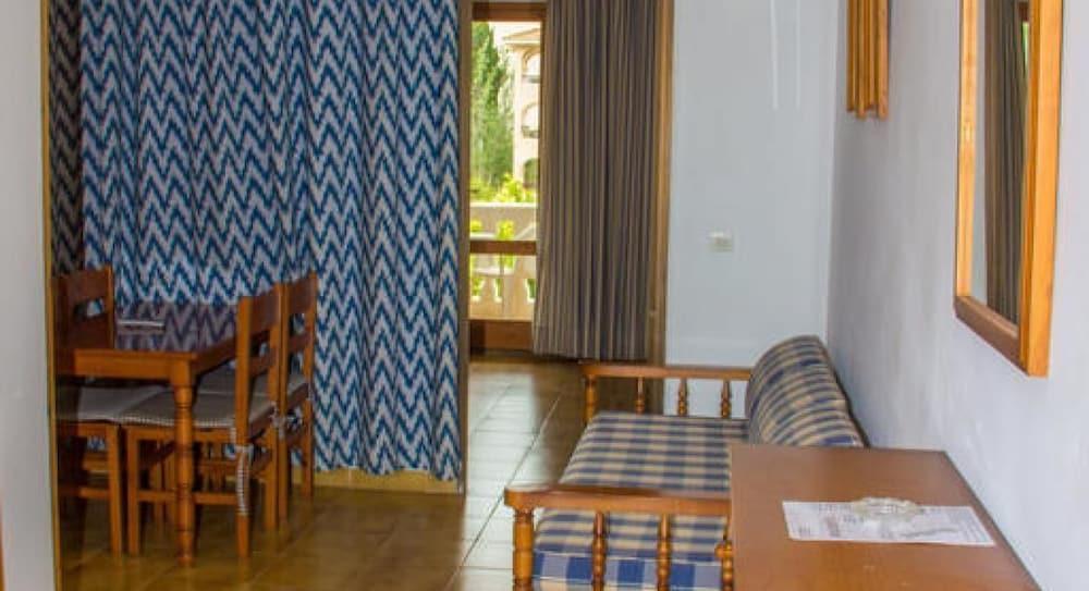 Apartamentos S'Olivera Canyamel Kültér fotó